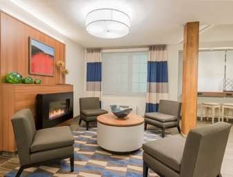 Microtel Inn & Suites By Wyndham Altoona İç mekan fotoğraf
